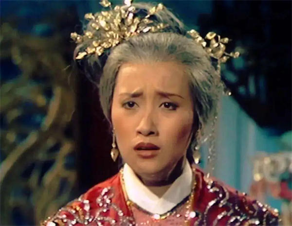 射雕英雄传瑛姑的武功实力怎么样(能打过欧阳克梅超风等人吗)