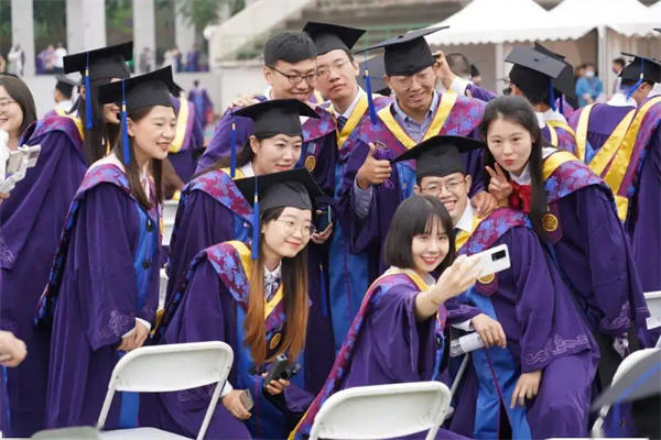 二流大学研究生有读的必要吗(很多人其实是羡慕)