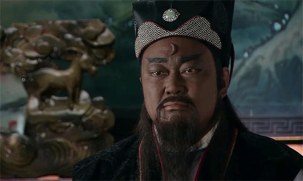 包青天墓中挖出1宝物被人怀疑是贪官(让包青天后代很气愤)