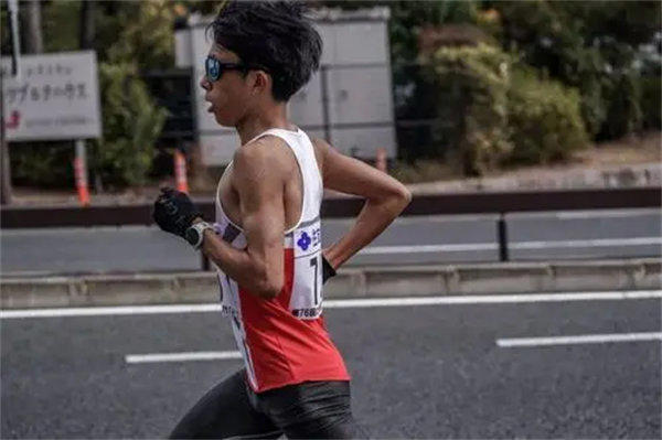 铃木健吾东京马拉松封神(聊聊铃木健吾的故事）