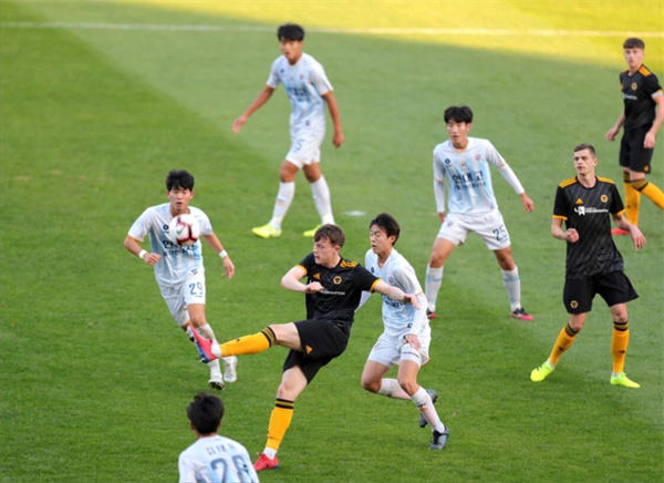 蔚山现代VS首尔FC(蔚山现代再强也有软肋)