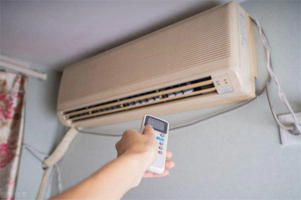 中央空调和普通空调的区别有哪些(学会这些再去买空调)