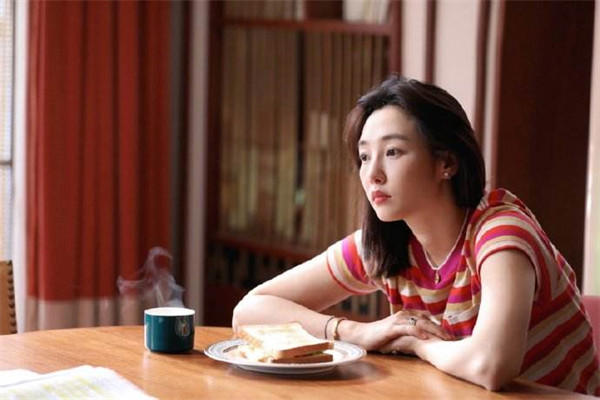 白百何扮演《我们的婚姻》沈彗星(2022年绝对好剧)