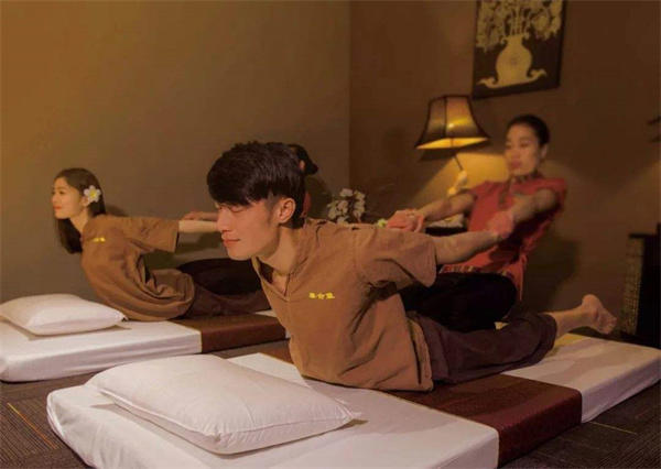 揭秘泰国的消费水平(100元在泰国能享受很多服务)