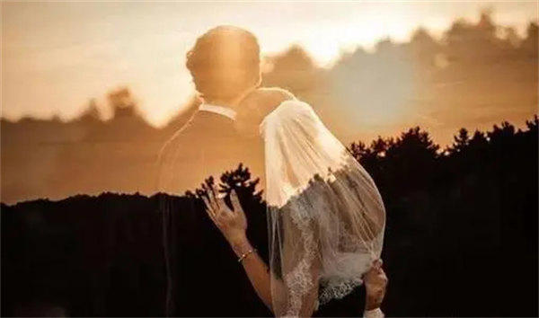 婚姻保鲜的秘诀(听听情感大师给的建议)