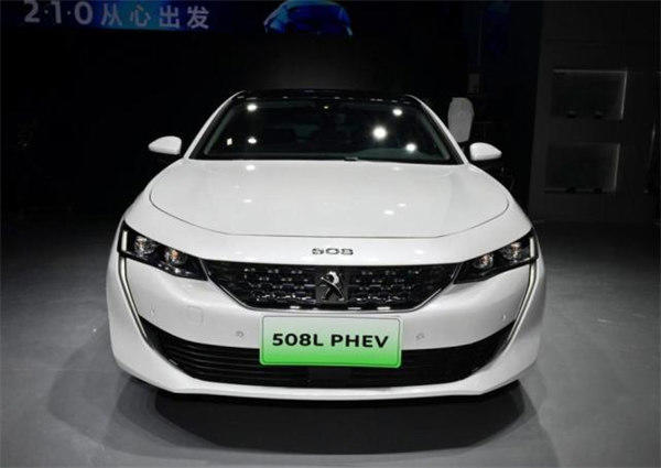 买油电混动汽车划算吗(很多人建议还是买燃油车)