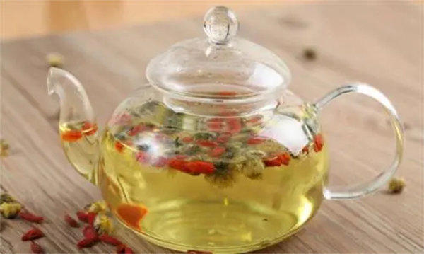 蒲公英枸杞菊花茶的功效与作用(先了解蒲公英枸杞菊花可以一起泡茶喝吗)