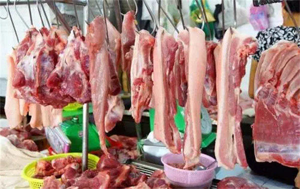 猪肉价格为什么下降的这么厉害(猪肉价格还要跌多久)