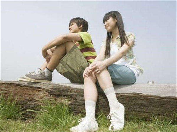 孩子早恋问题怎么正确处理(当父母的一定要看)