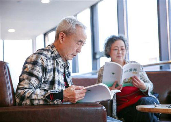 干部退休和工人退休后的工资区别(详细解读退休工资)