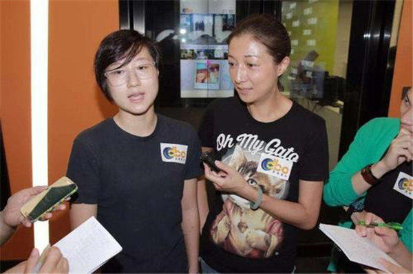 成龙私生小龙女结婚，成龙为啥不管他的私生小龙女呢？