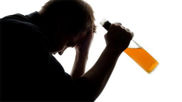 喝多了干的有趣的丢人的事分享(喝多做傻事一定要注意)