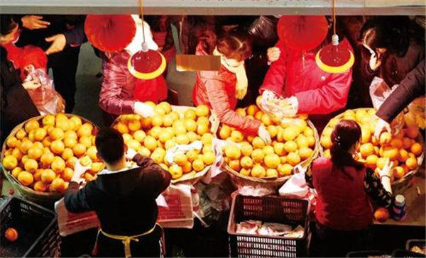 有C证买个小火车做水果生意比打工强吗(有的小买卖并不赚钱)