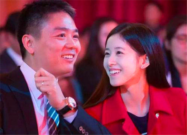 富商和女明星结婚的为什么这么多(很多男人觉得娶女明星很有面子)