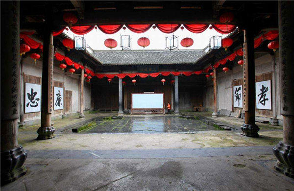 南方家族有祠堂而北方却几乎没有(这也是是南方家族生意多的原因之一)