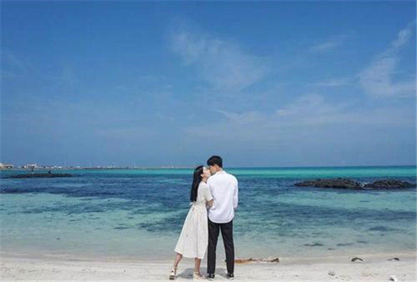 属羊的女的属鸡的男的有什么不好(娶妻莫娶属羊女,嫁男不嫁属鸡男)