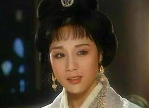 容妃为什么被罚刷马桶?其实是女人的嫉妒心在作怪