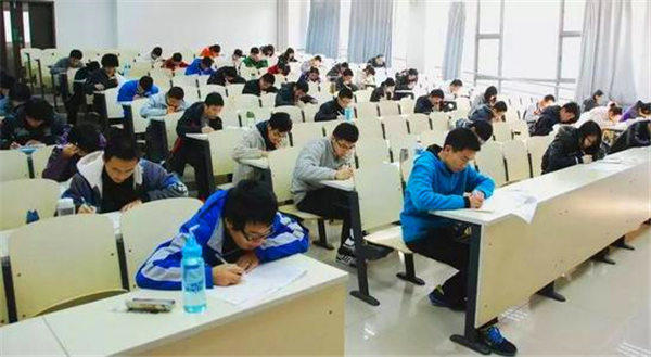 高三了上课还想睡觉要怎么提神比较管事？听听过来人怎么说