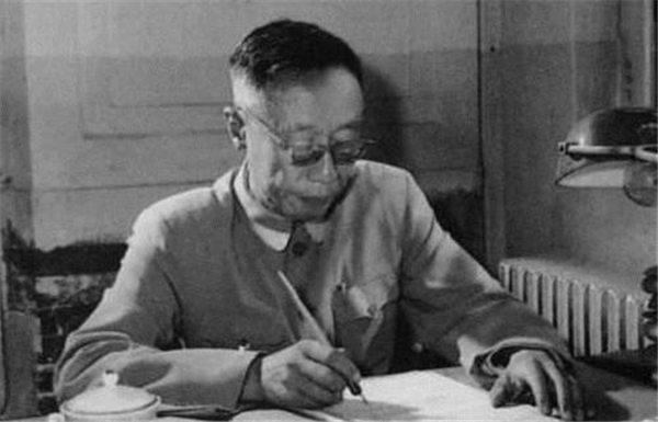 溥仪去世时清朝已灭亡55年被埋在了皇陵还是哪里？