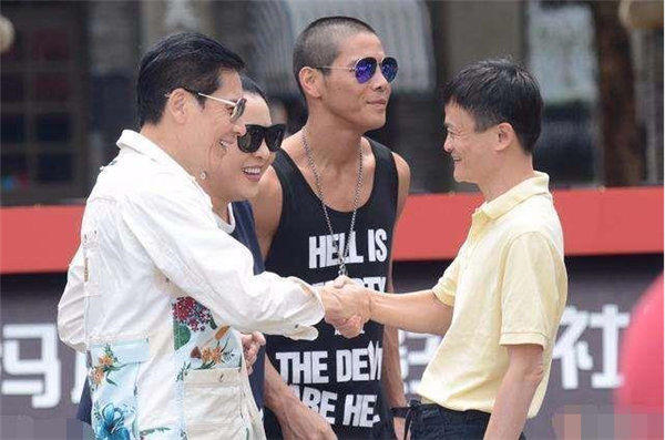 向华强在香港实力如何？向华强个人资料介绍