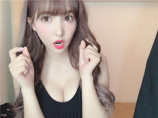 老公经常在抖音看美女给美女送礼物怎么办?该不该原谅他呢