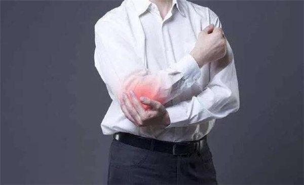 尿酸高睡觉的时候会有什么异常症状吗？出现这些要注意了