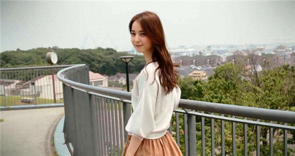 为什么老婆那么漂亮老公还要出轨?看佐佐木希老公出轨原因就知道了
