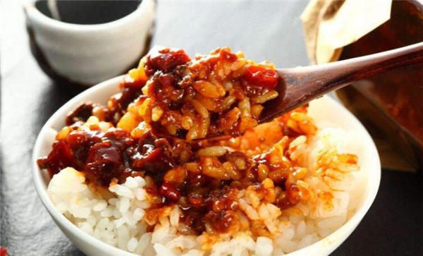 “下饭”什么意思？“下饭”这个梗是谁发明的