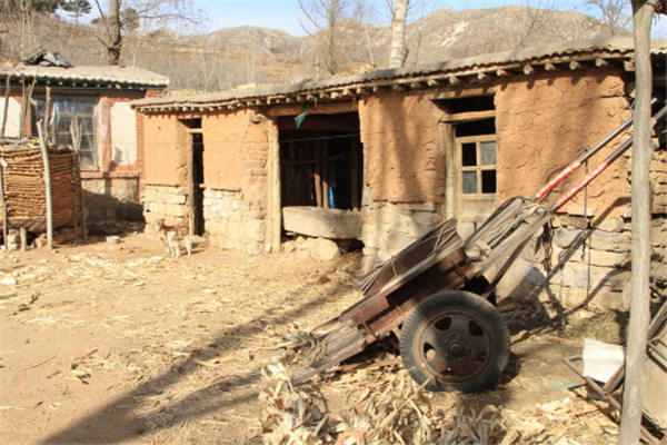 老话说的＂宁在坟头过夜，不从空宅老屋过＂有道理吗(不得不佩服老祖宗的智慧)