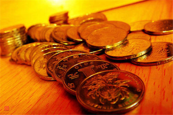 小财靠勤，中财靠德，大财靠命是什么意思(多少钱算是小财)