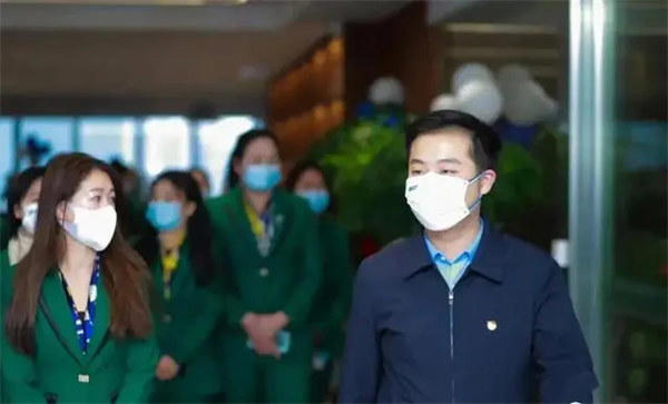 李楚彬15岁工作20岁成了常委是怎么回事(这00后不简单)