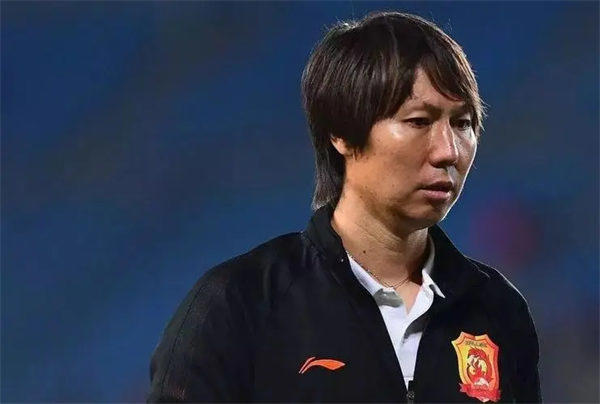 李铁涉嫌违法被带走调查(中国足球的天不会亮了)