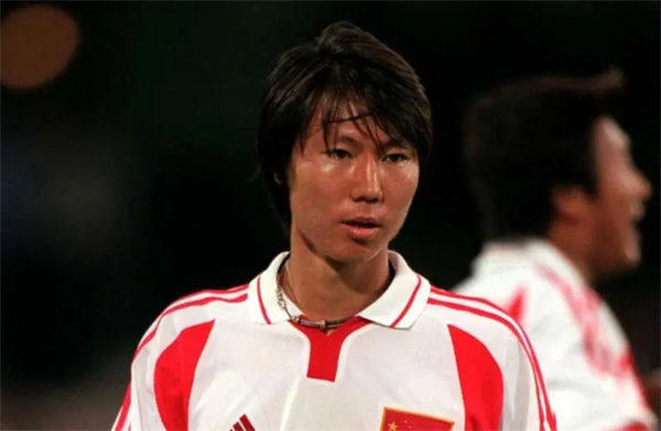 李铁涉嫌违法被带走调查(中国足球的天不会亮了)