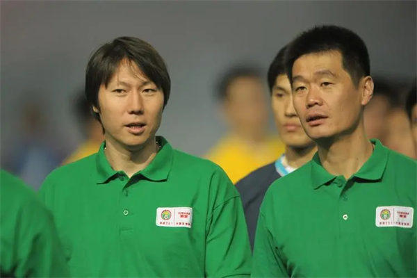 李铁涉嫌违法被带走调查(中国足球的天不会亮了)