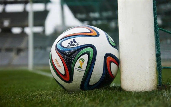 小白必看世界杯足球规则和术语(仅是越位就很多人不懂)