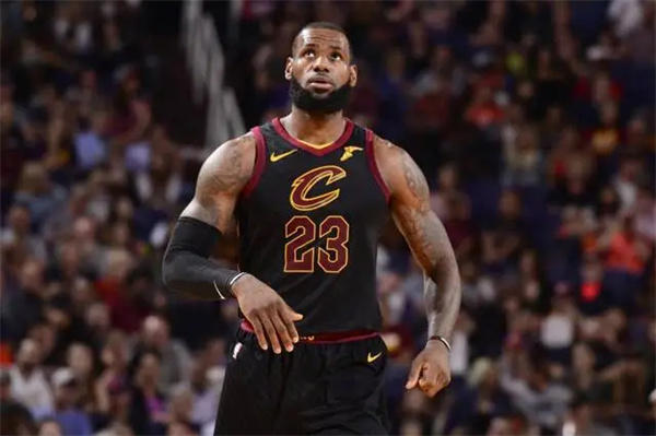 詹姆斯被曝想重回克利夫兰骑士(老詹球迷支持他这一决定)