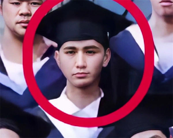 师生恋小说都不敢这样写的真实师生恋故事(她教我读书，我教她育人)