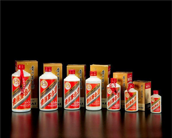 高价收购茅台等高档白酒是收藏还是倒卖(揭秘回收老酒的潜规则)