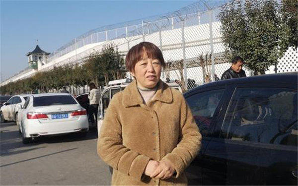 于欢刺死辱母者案情分析(这是个典型的法律与人情的抉择案例)