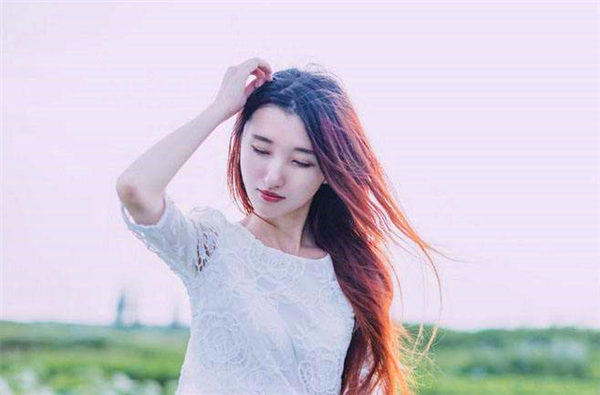 和女孩聊天她说洗澡去了应该怎么回复?教你撩妹技巧