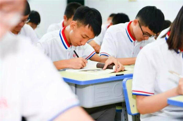 高考饮食要注意什么?每年都有考生高考拉肚子耽误事