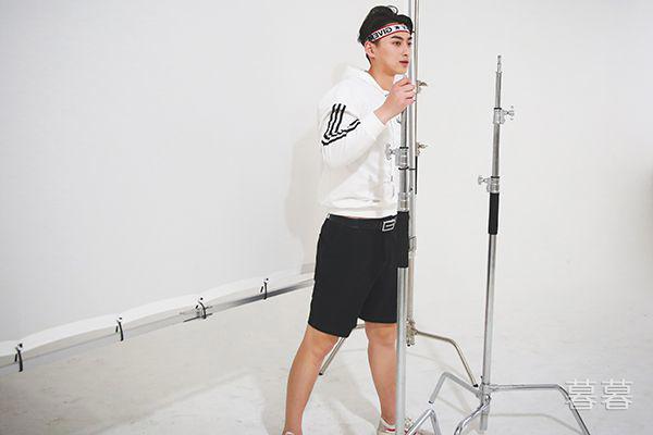 射手男怕失去你的表现 变得非常粘人