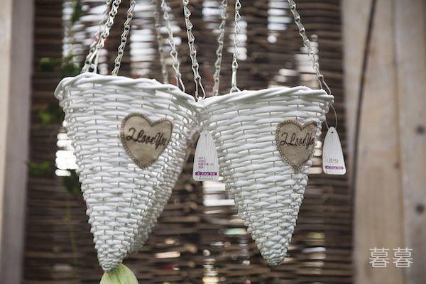 一句话简单的晒娃句子 因为有你生活变的有趣