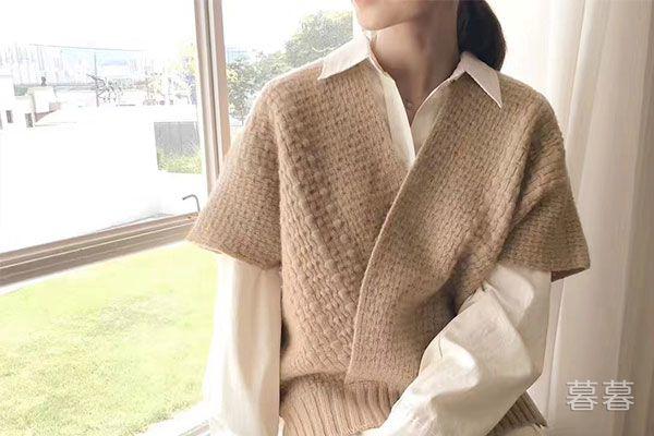 招长辈喜欢的女孩性格 勤快并且嘴巴很甜