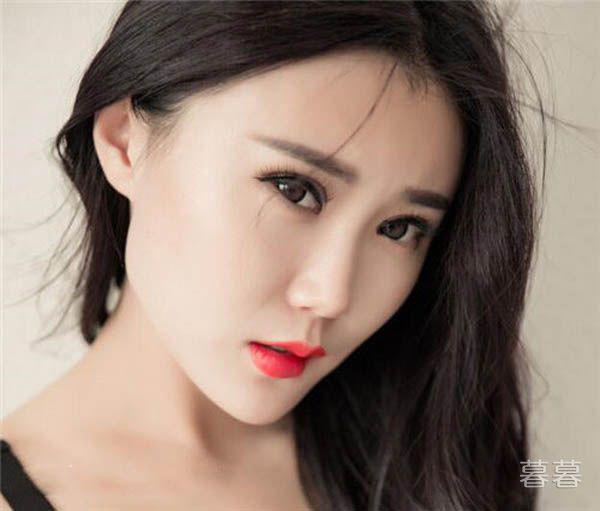 婆婆怀疑我在外面有人 竟然跟踪我和客户应酬