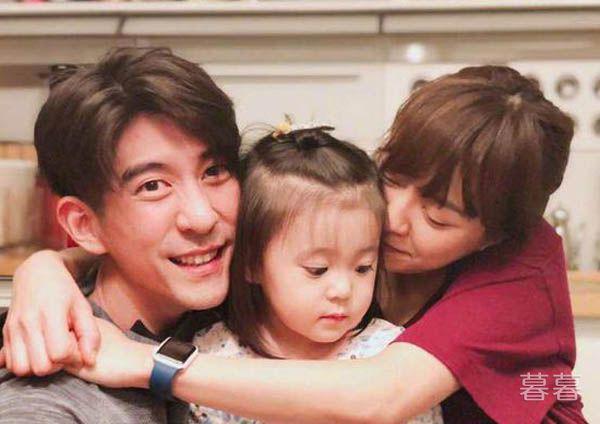 为什么修杰楷住贾静雯的房子 家境一般但爱是真的