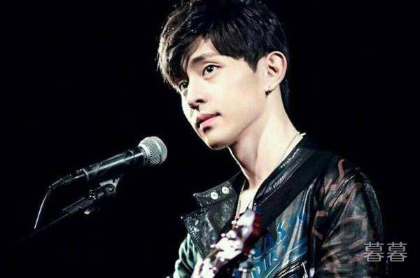 金晨邓伦为什么分手 性格差异让两人最终分道扬镳