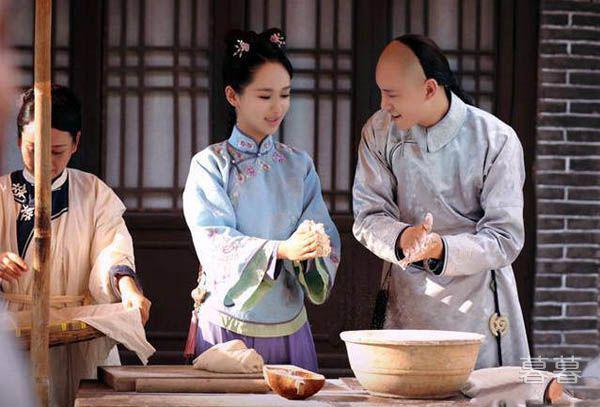 杨紫秦俊杰还在一起吗 沉浸在恋爱的小幸福中