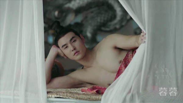 扶摇什么时候喜欢无极的 舍命救她怎能不感动