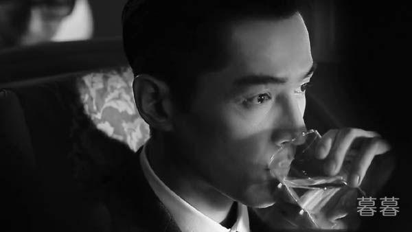 胡歌感情经历大揭秘 原来男神和她们都有过过去